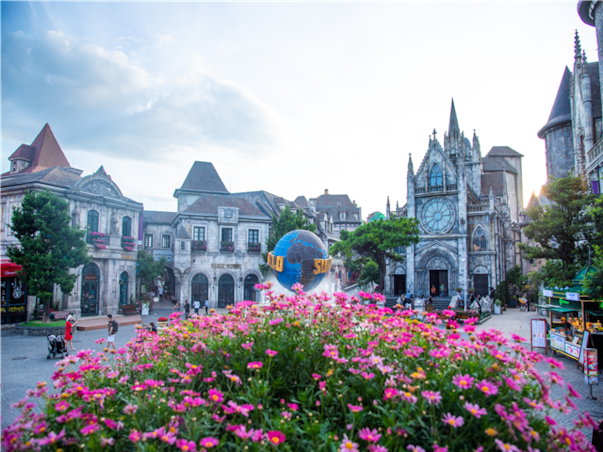 다낭/바나힐/호이안야경투어 3박5일 [미케비치 4성호텔]